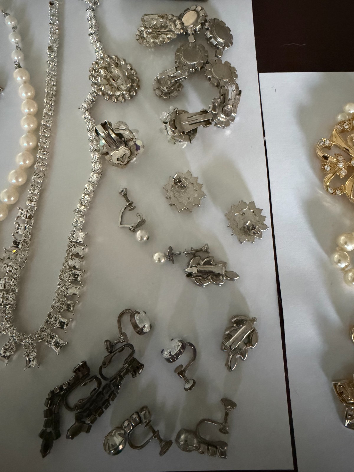 33 Pc Vintage Estate Jewelry Lot Pearl AB Crystal Rhinestone Watch Pick A Pearl