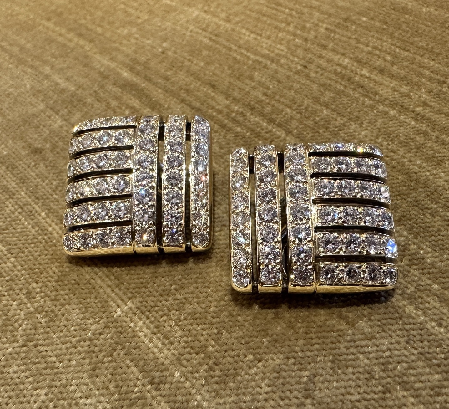 Natural Diamond Square Button Earrings 5cttw in 18k & 14k Yellow Gold – HM2674BE