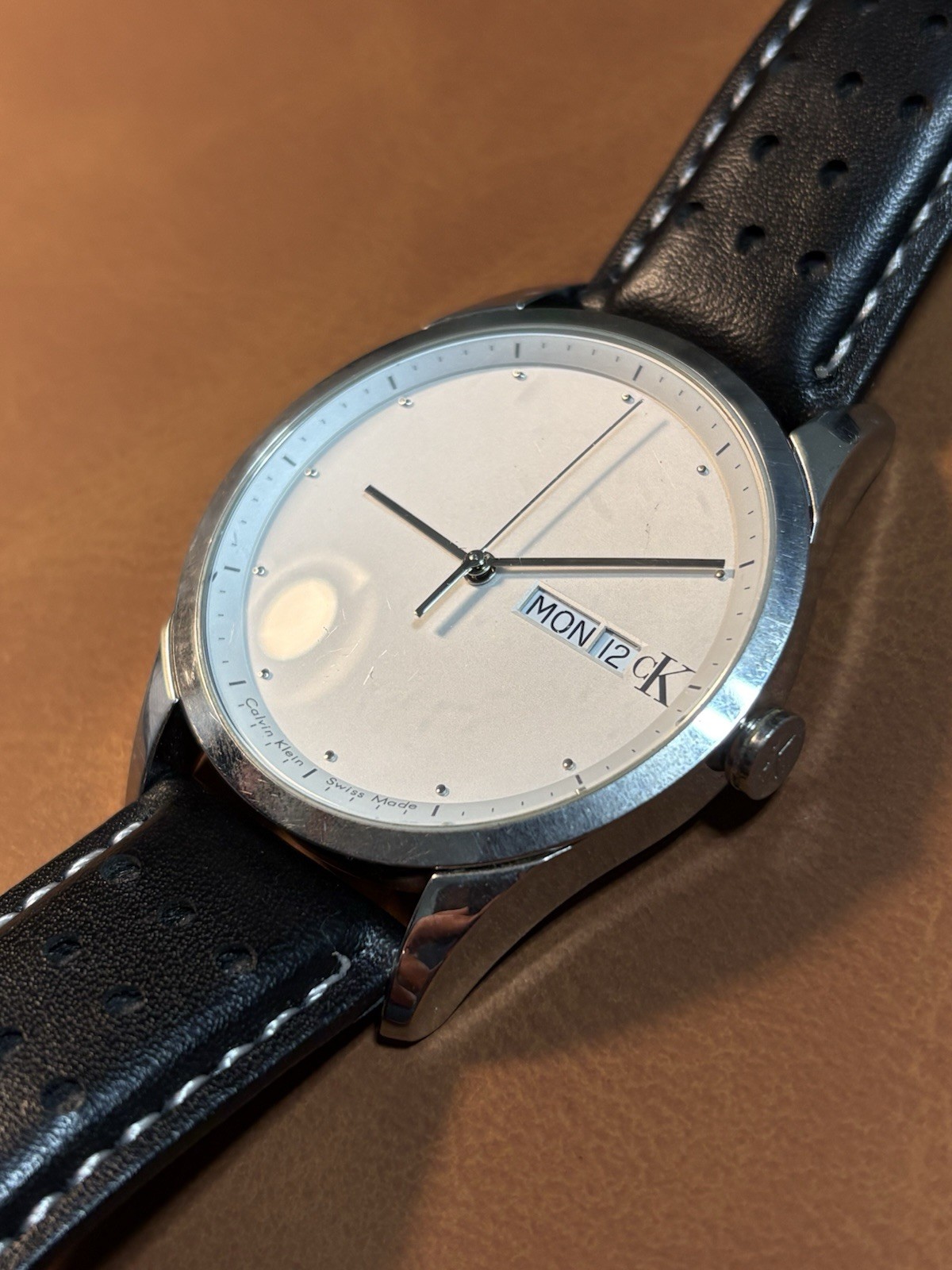 Calvin Klein Swiss Made Men’s Watch Stainless K2211 Day/Date,LeatherCitizen Band
