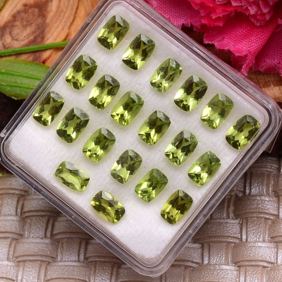 20 Pcs VVS Natural Peridot 6mm*4mm Calibrated Ravishing Color Lustrous Gemstones
