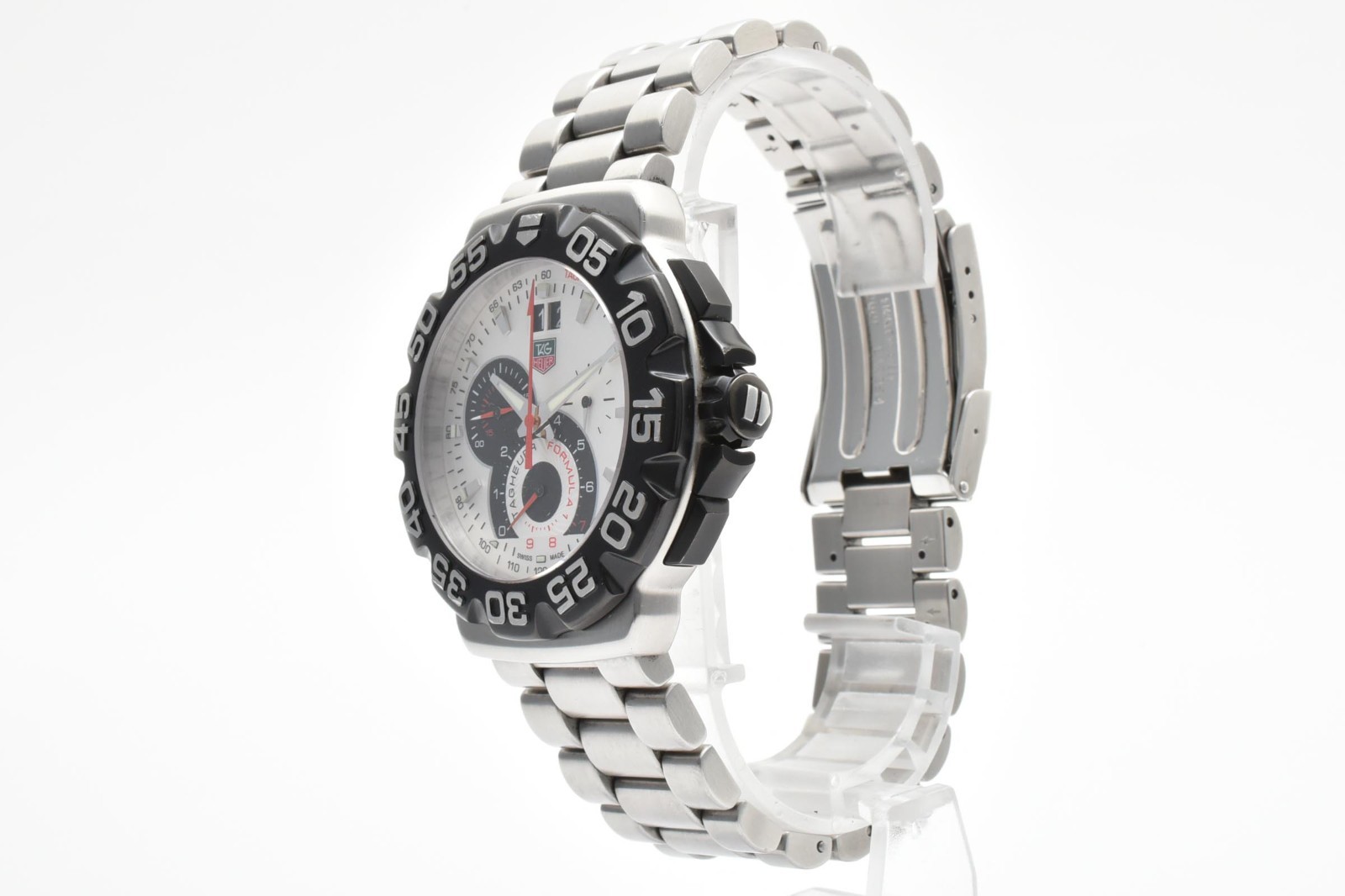 【Read】TAG HEUER Formula 1 Chronograph CAH1011 White Dial Quartz Men’s Watch