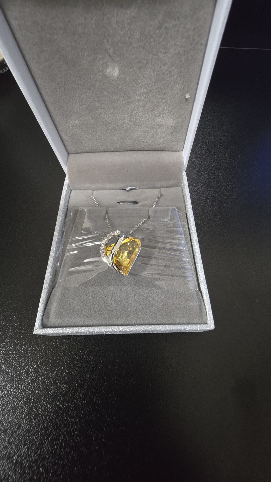 LEAFAEL Silver Tone Yellow Heart Crystal Charm SET Chain Necklace And Bracelet
