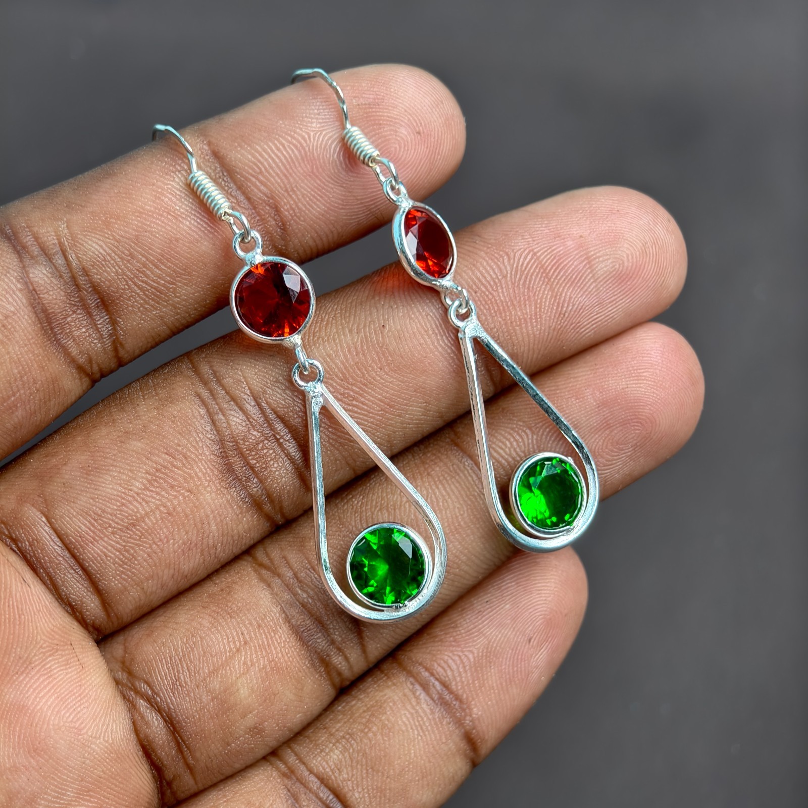 Handmade German Silver Red Garnet & Green Onyx Dangle Earrings Jewellery