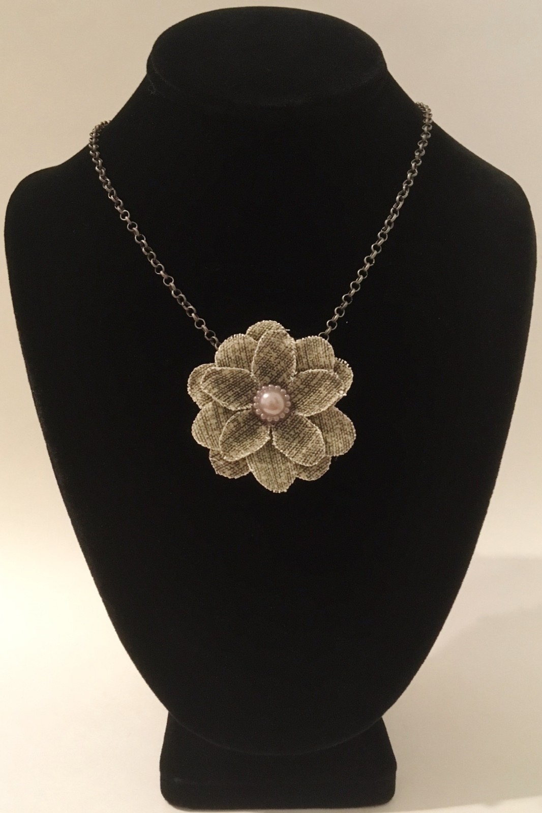 Flower Pendant Chain Necklace Unique Handmade Fabric Floral Pearl Gray Pink New
