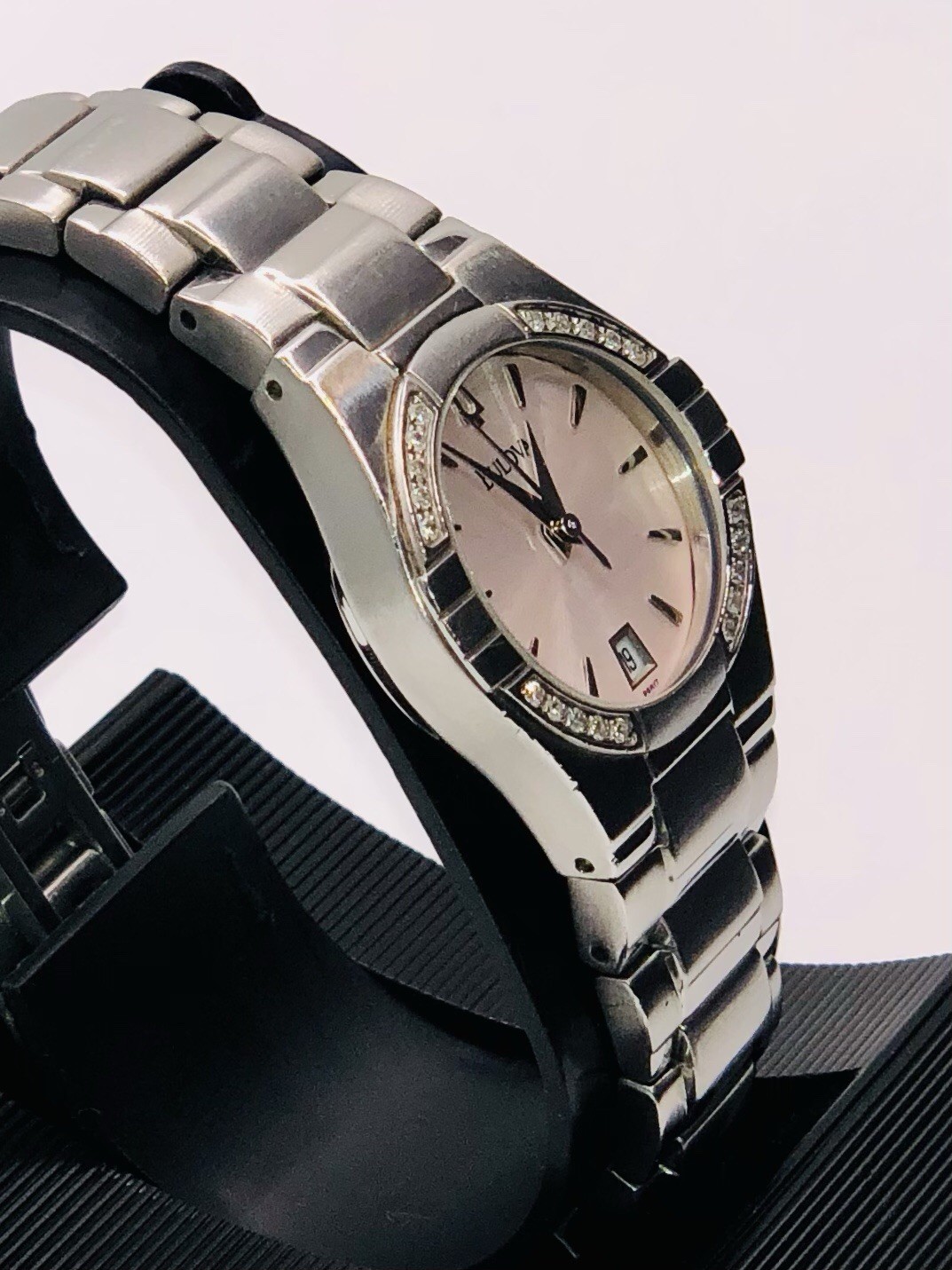 Bulova Light Pink Dial, Diamond Accent Bezel, Women’s Watch (Model 96R17) ~ 🔋✅