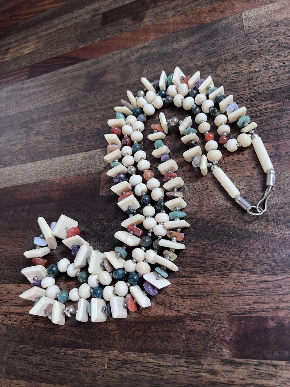 Vintage Ethnic Tribal Bone And Tribal Gemstone Beaded 15” Necklace