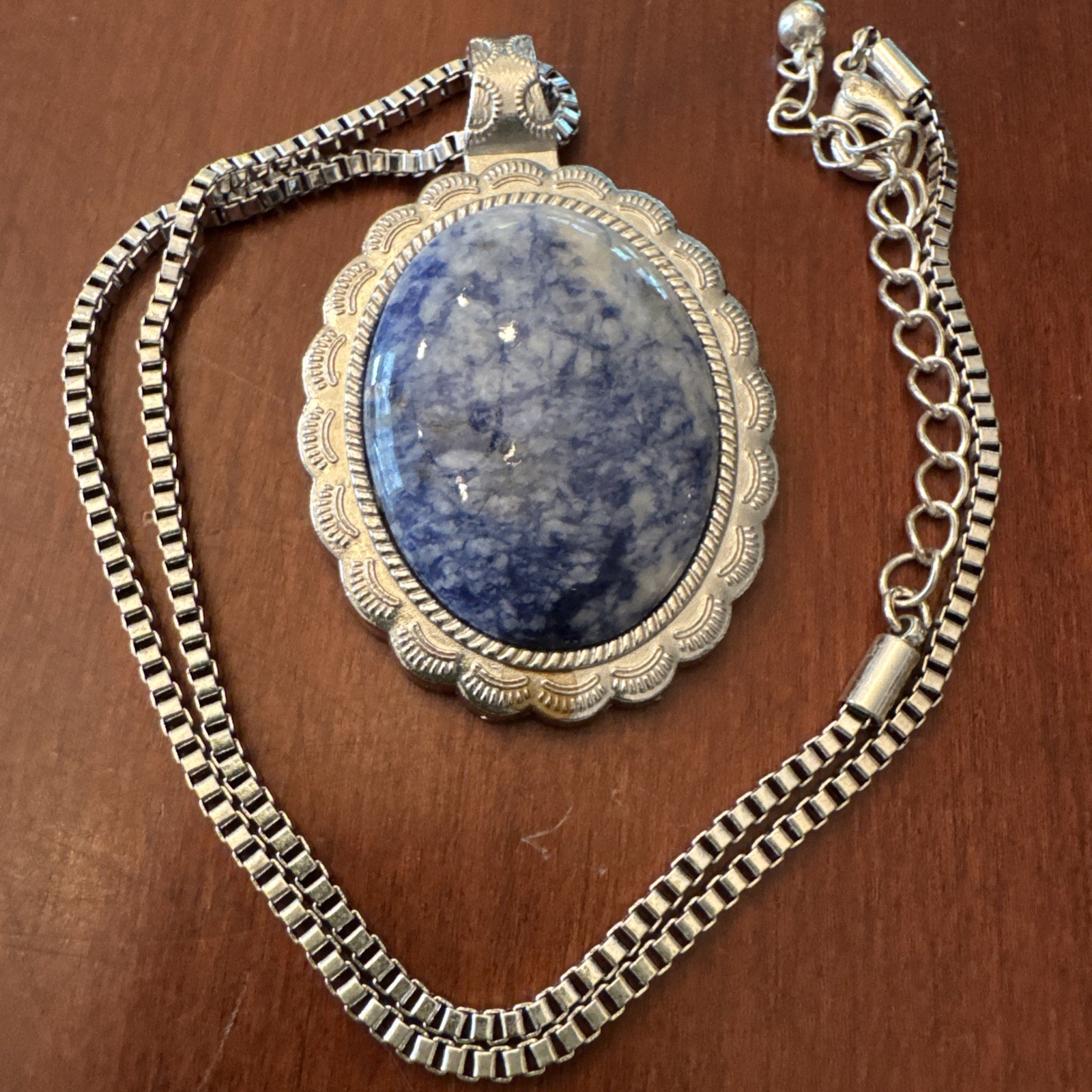 Silver Tone Blue White Sodalite Gemstone Oval Pendant Statement Necklace 905