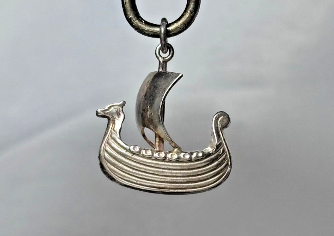 Sterling Silver VIKING SHIP Pendant 3.7 G Charm