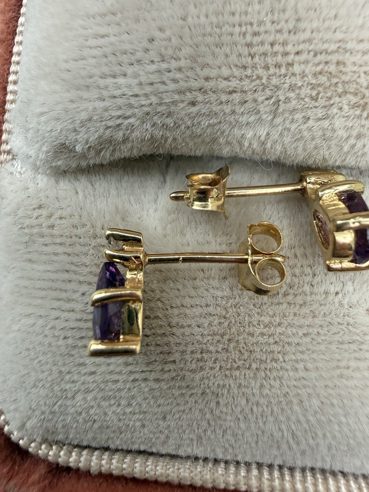 Vintage 14k Yellow Gold .50ctw Amethyst And Diamond Pear Teardrop Stud Earrings