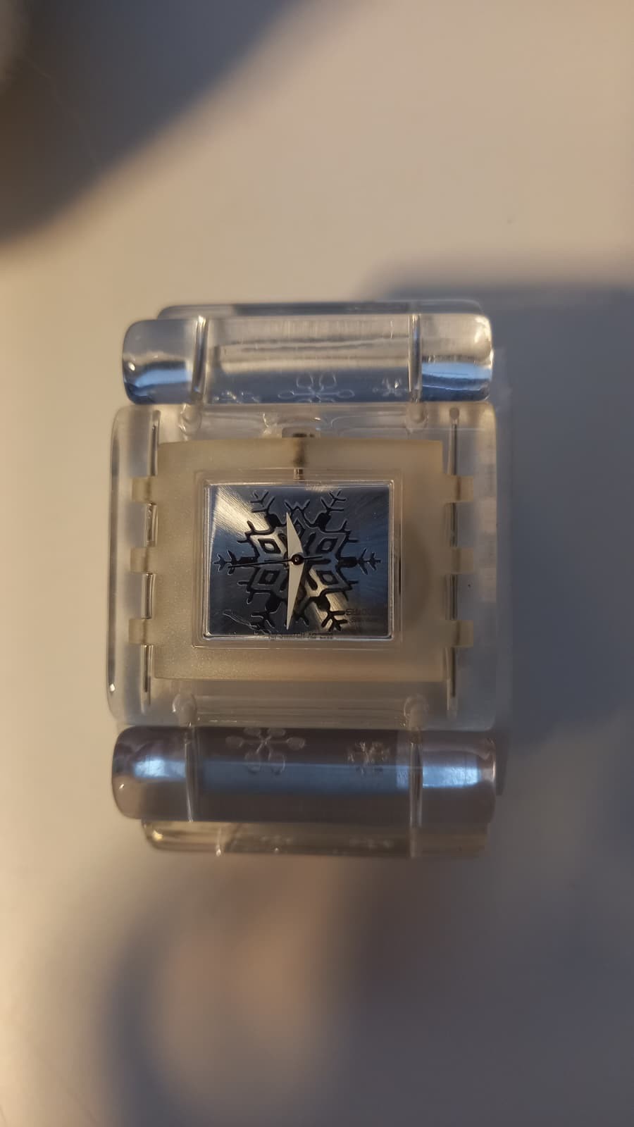 Swatch “Snow Queen” Watch (2002) SUBZ100 – Limited Edition