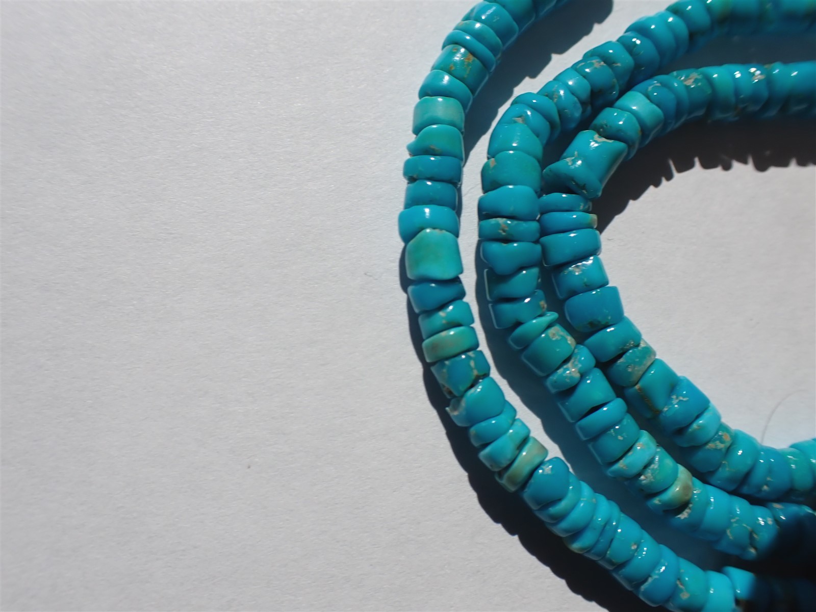 Genuine Blue Ridge (Sonora) Turquoise Heishi Beads – 4.5×2.5-3.5mm – Str