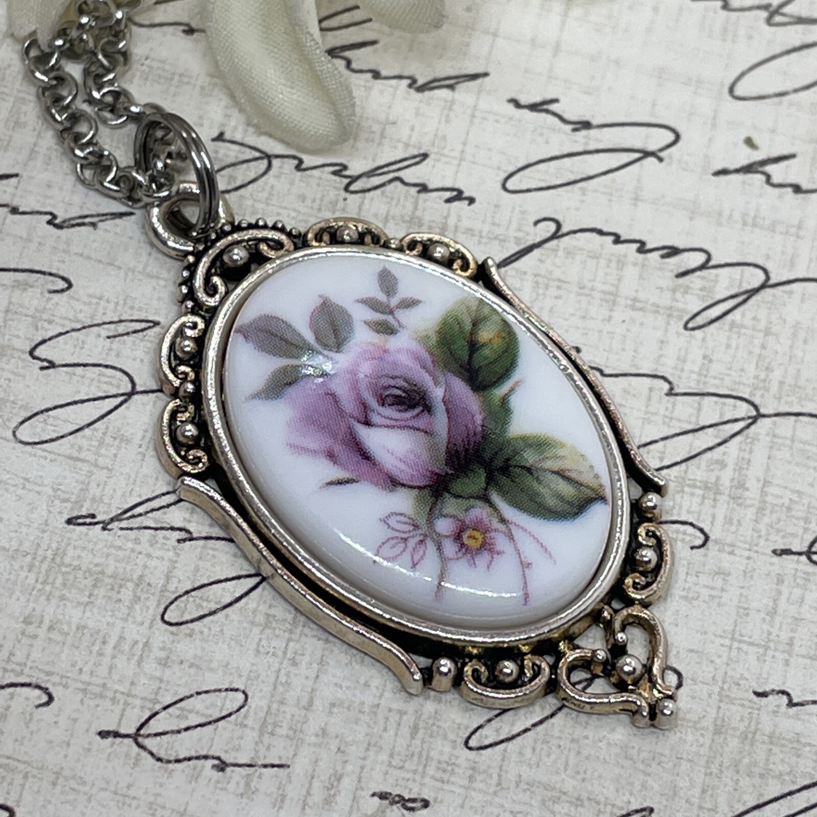 Mauve Rose Silver Heart Frame Necklace Pendant Mom Daughter Gift Wife Lilac new