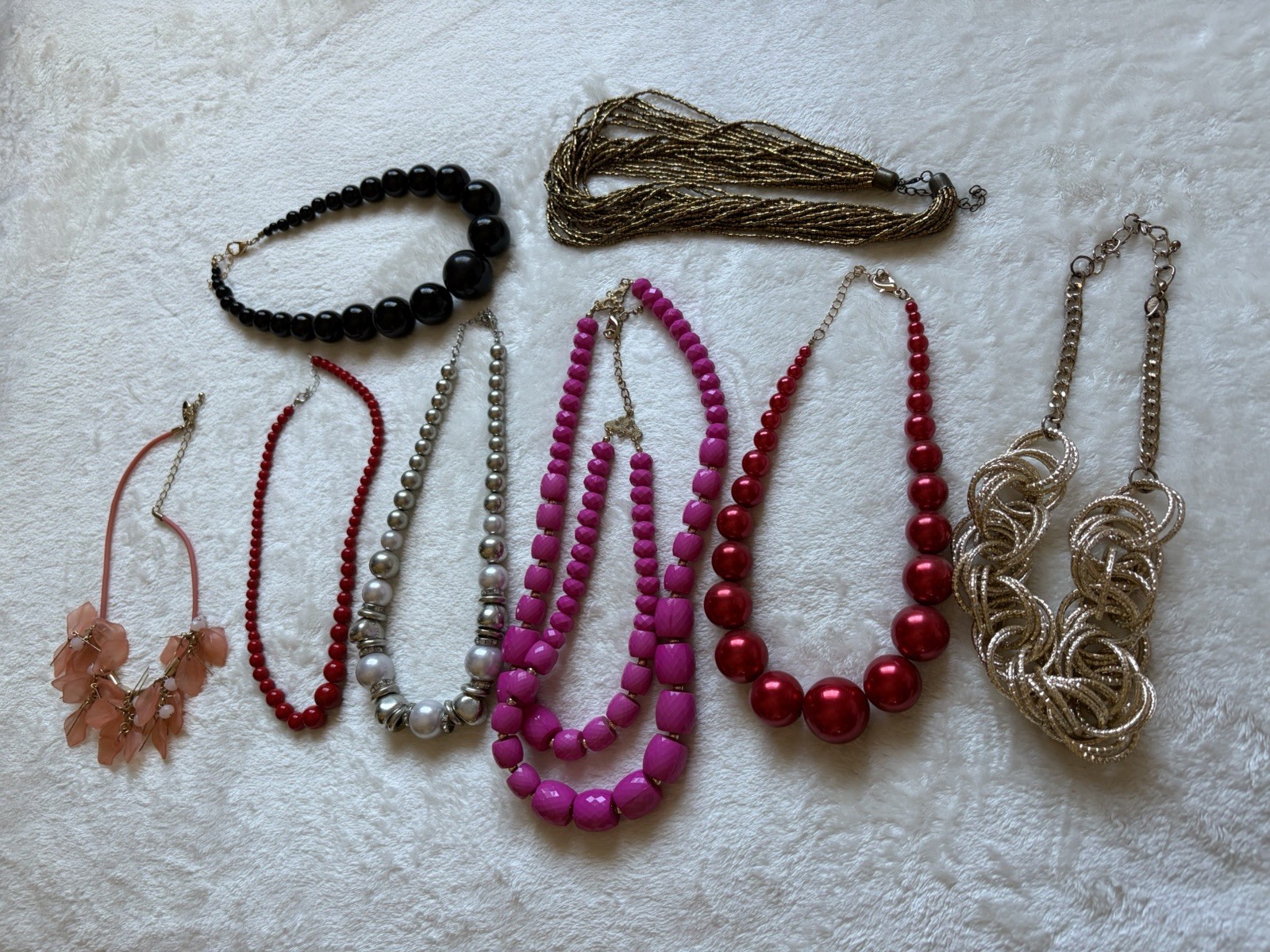 DKNY Women’s Fashion Jewelry Mixed Lot 8pc Multicolor Beaded Necklaces