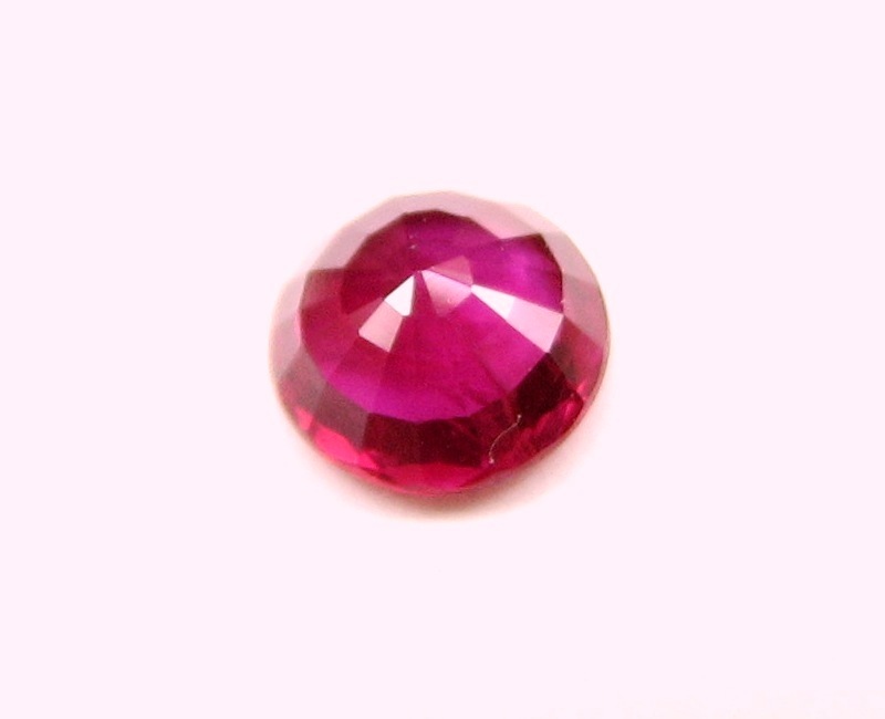 Natural Mined Loose Gem 1 Piece Round Deep Red Ruby 0.53 Carat 4.9×2.4 MM- WxD