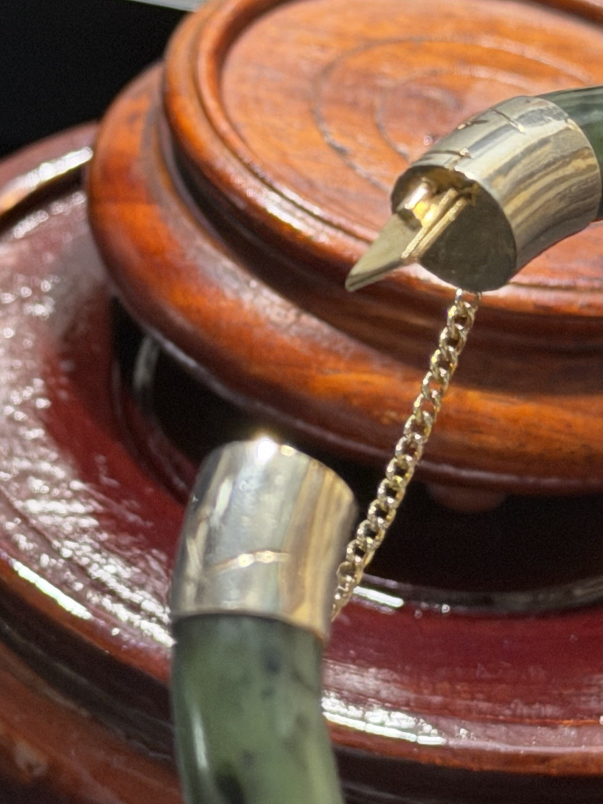 Vintage Jade And Sterling Silver Hinged Bangle Bracelet With Safety Chain