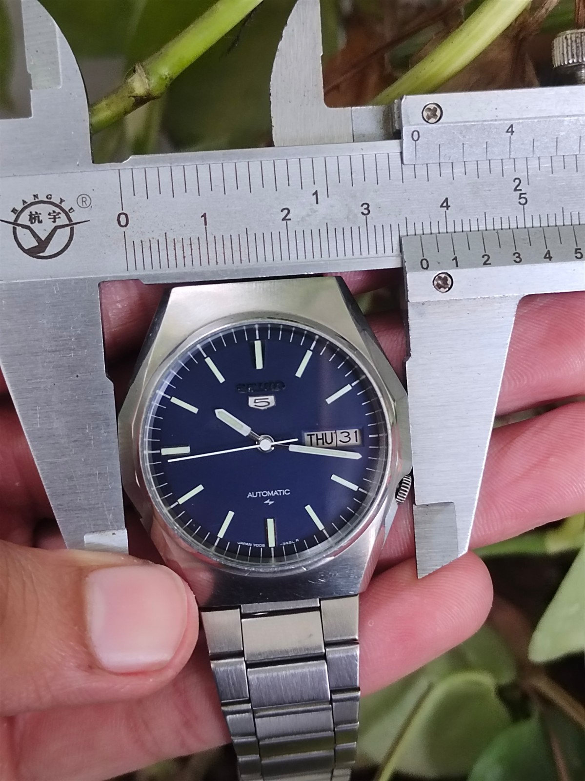 Mint Seiko 5 Automatic Deep Royal Blue Dial — 7009-8830 Japan Collector’s Grade