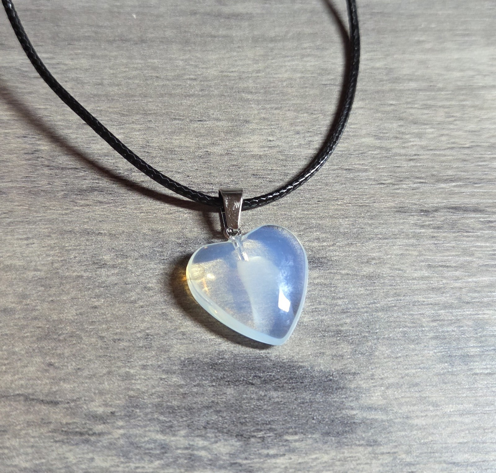 White/Clear Crystal Heart Shaped Pendant Necklace Gift
