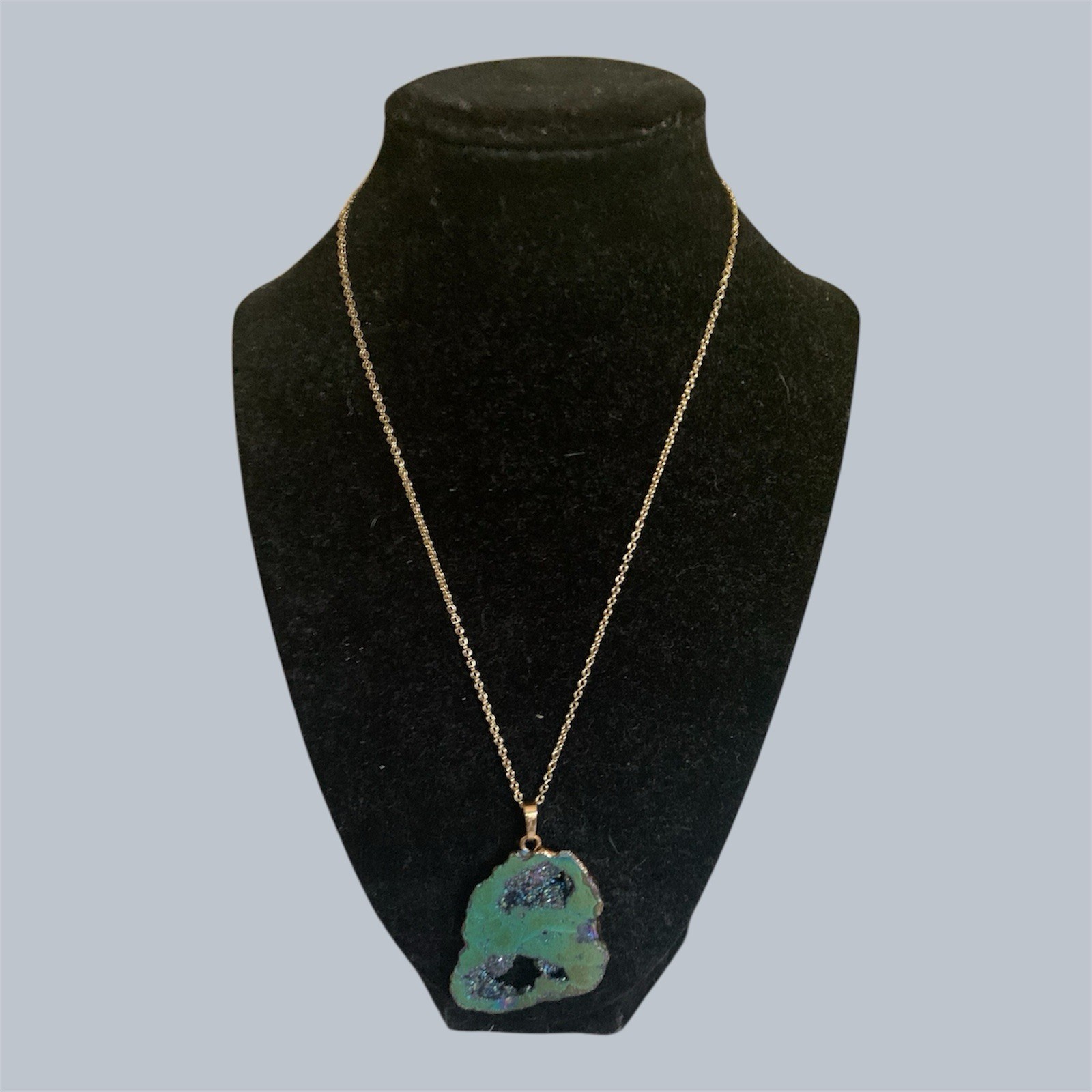 Titanium Druzy Geode Pendant Necklace Gold Chain Iridescent Green Crystal Boho