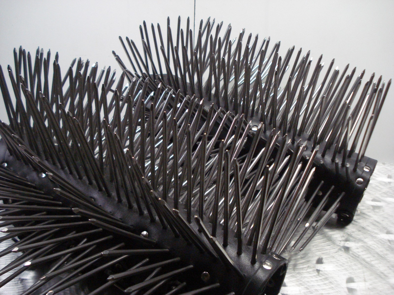 GIANT NAILED LEATHER GAUNTLET. BLACK METAL….. (MDLG0046) ….. SLAYER