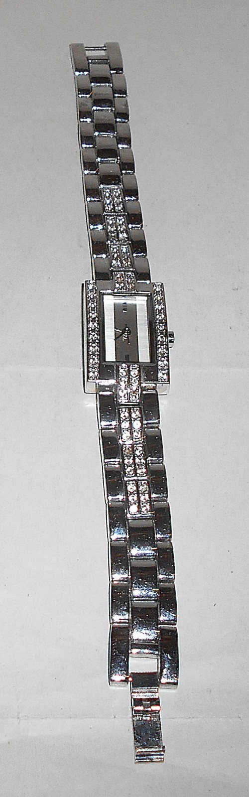 New Look Accessories Ladies Quartz Wrist Watch – Working – Left or Right Handed