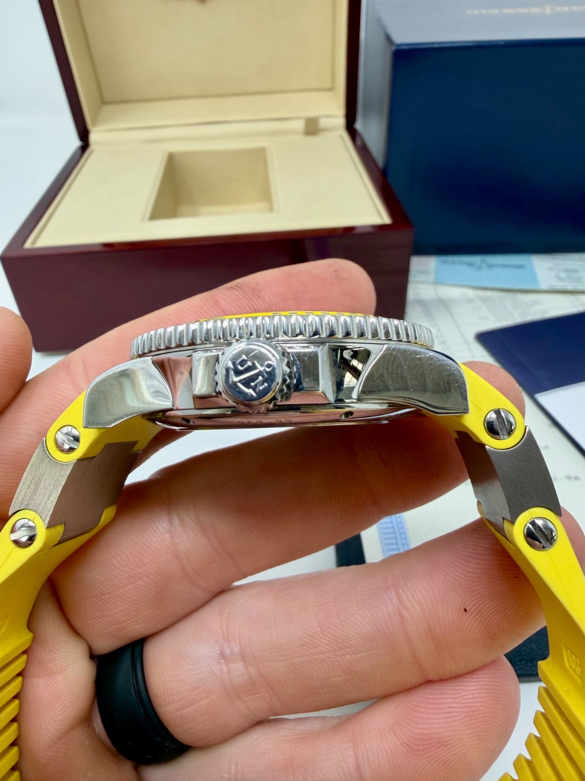 Ulysse Nardin Maxi Marine Diver 18 Gold Medals Special Edition Yellow Full Set