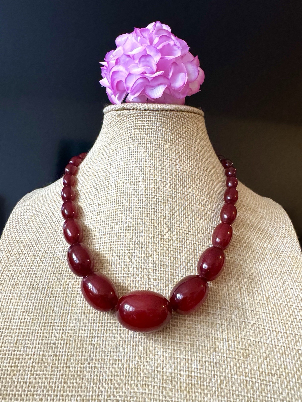Antique 1920’s Dark Red Cherry Amber Bakelite Graduated Necklace 16.5”in,35grams