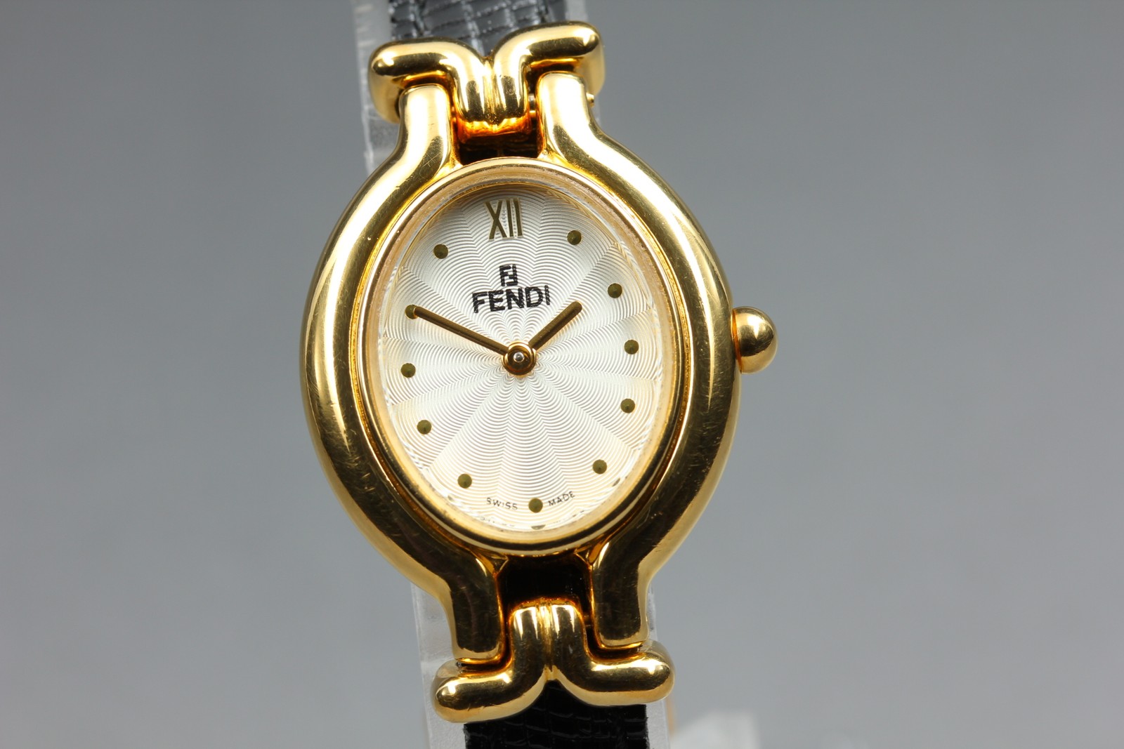 [Near MINT] FENDI Chameleon 640L 5 Change Belts Quartz Ladies Watch From JAPAN