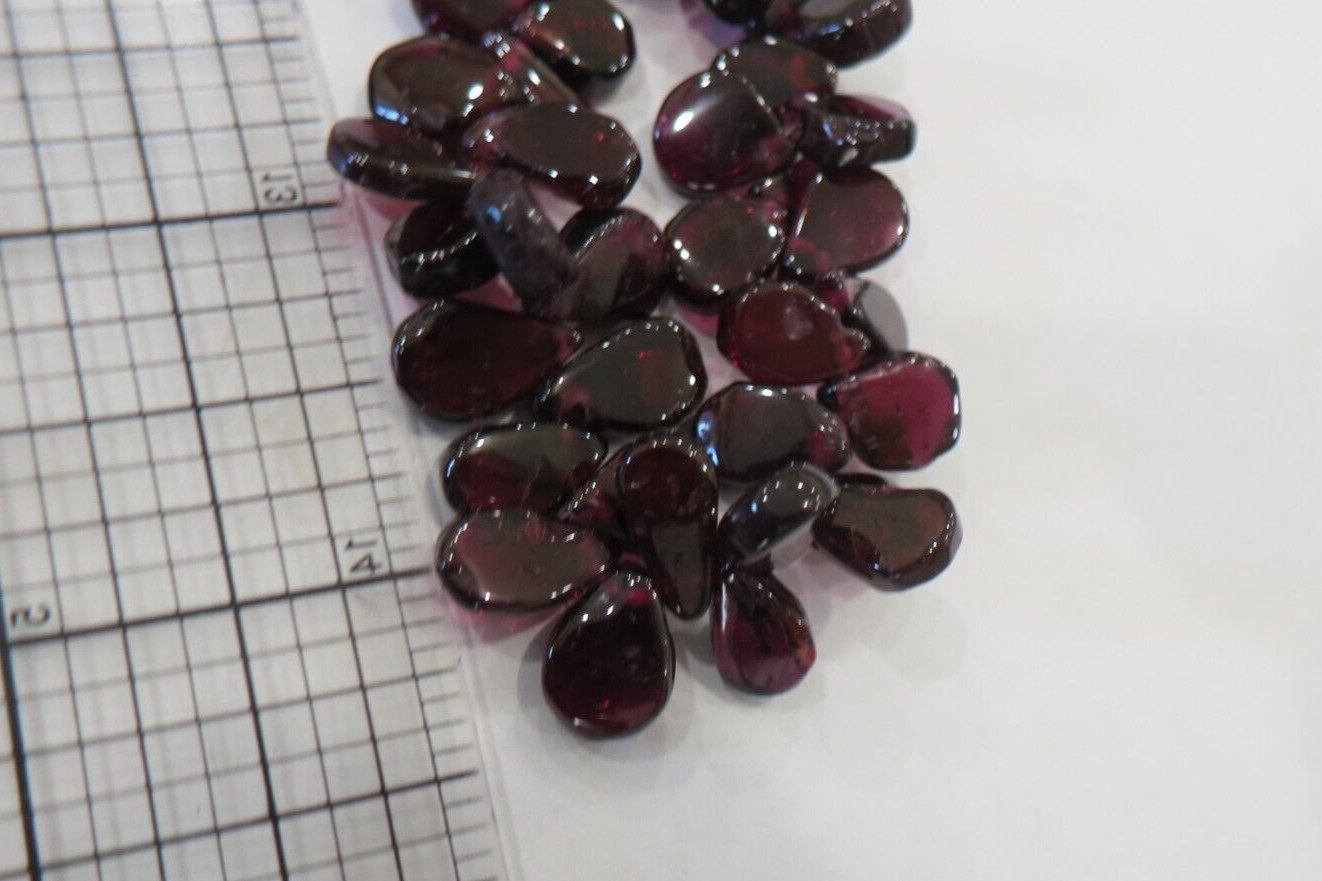 Vintage 14 Karat Gold Handmade Natural Garnet Necklace Pearshape 28′ 114 g