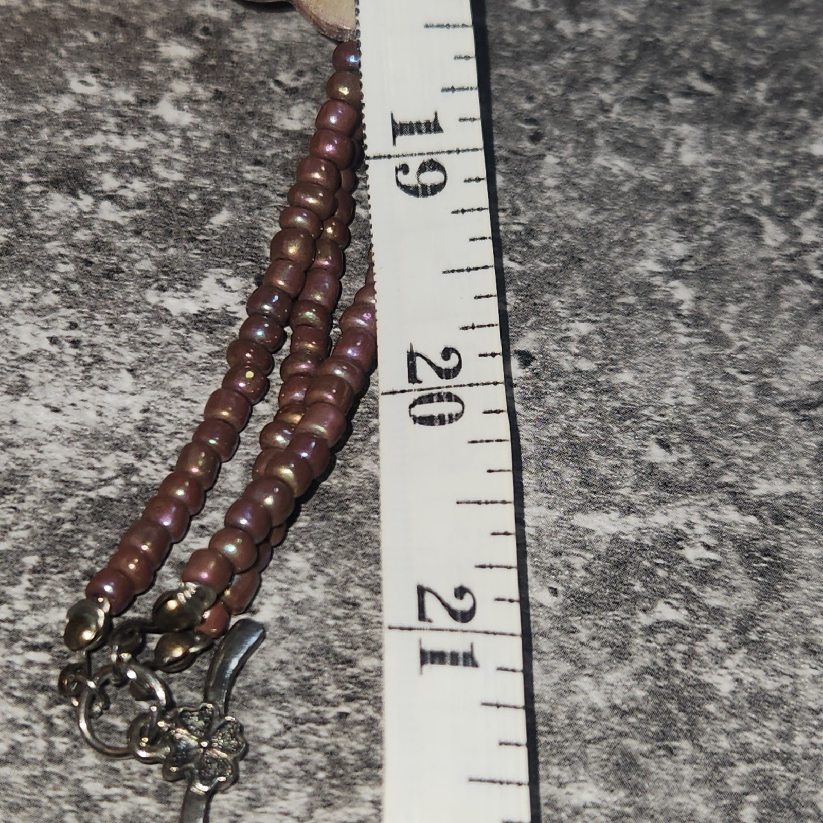Iridescent Mauve Multi Strand Seed Bead Necklace Carved Shell Flower Toggle 21in