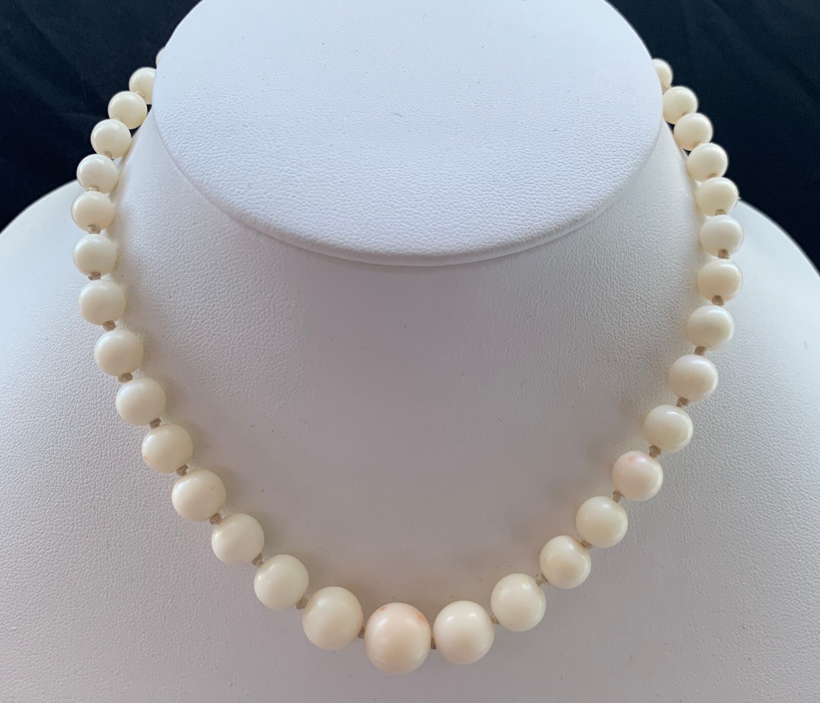 ANGEL SKIN 5.8MM-10.8MM CORAL 15 inch Necklace 14K Gold Clasp