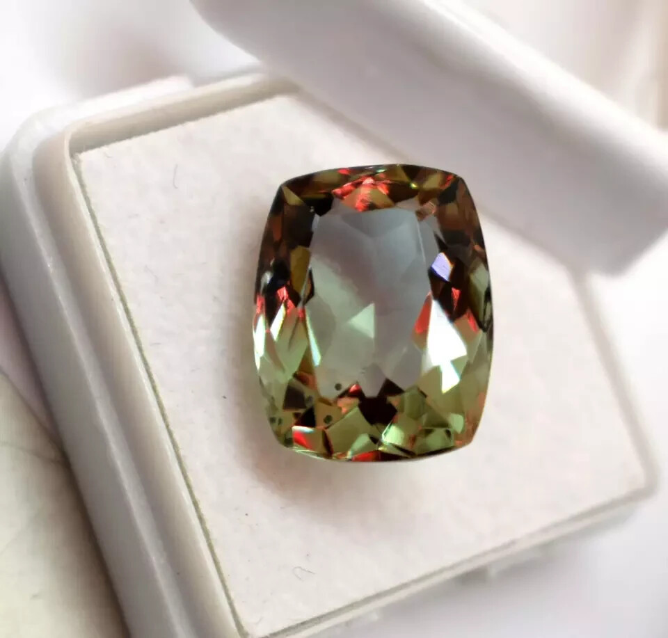 Alexandrite 25.05 Ct Color Changing Cushion Cut Certified Natural Loose Gemstone