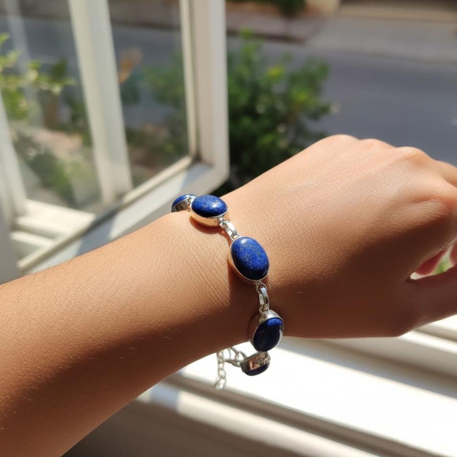 Natural Lapis Lazuli Bracelet Blue Oval Gemstone Adjustable Silver Tone 50-60 Ct