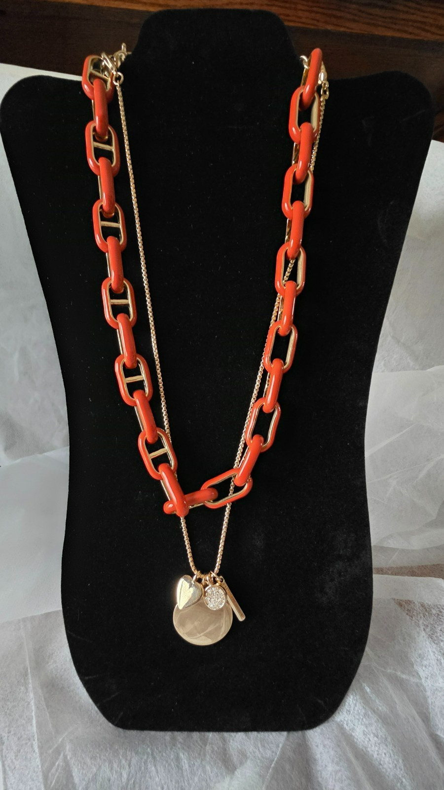 CHICOS ORANGE GOLD TWO IN ONE NECKLACE