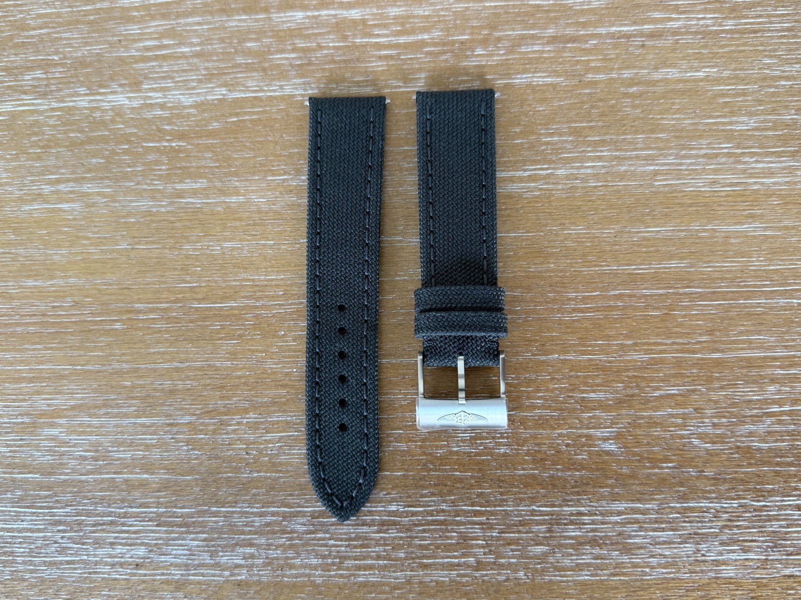 BREITLING ANTHRACITE CANVAS STRAP WITH STEEL BUCKLE 22-20 109W A20BA.1 E79363