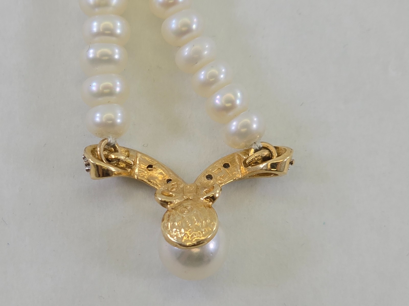 14k Yellow & White Gold Pearl Beaded Strand w/ Pendant Necklace – 16 Inches