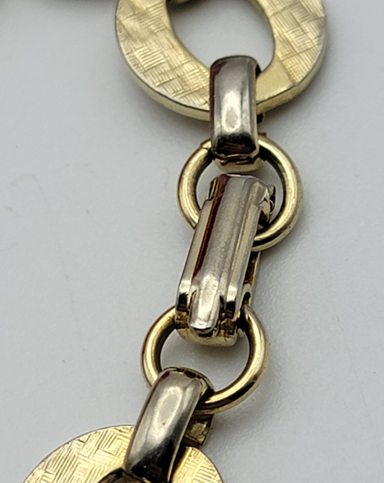 Vintage Gold Tone Pearl Charm Oval Chain Link Bracelet 7″ Fold Over Clasp