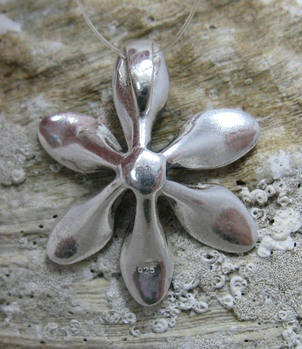 Stylish Sterling Silver Pendant Flower Genuine Solid 925 Perfect Quality Empress