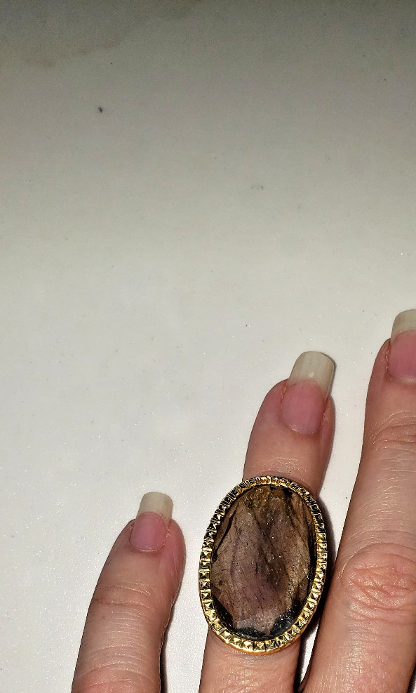 14KT Milor Italy Labradorite Ring, size 5.5 rose gold and yellow gold EXCELLENT