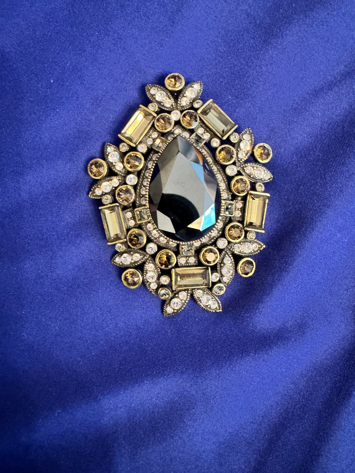 HEIDI DAUS Signed Victorian Style Brooch and Pendant Brown and White crystals