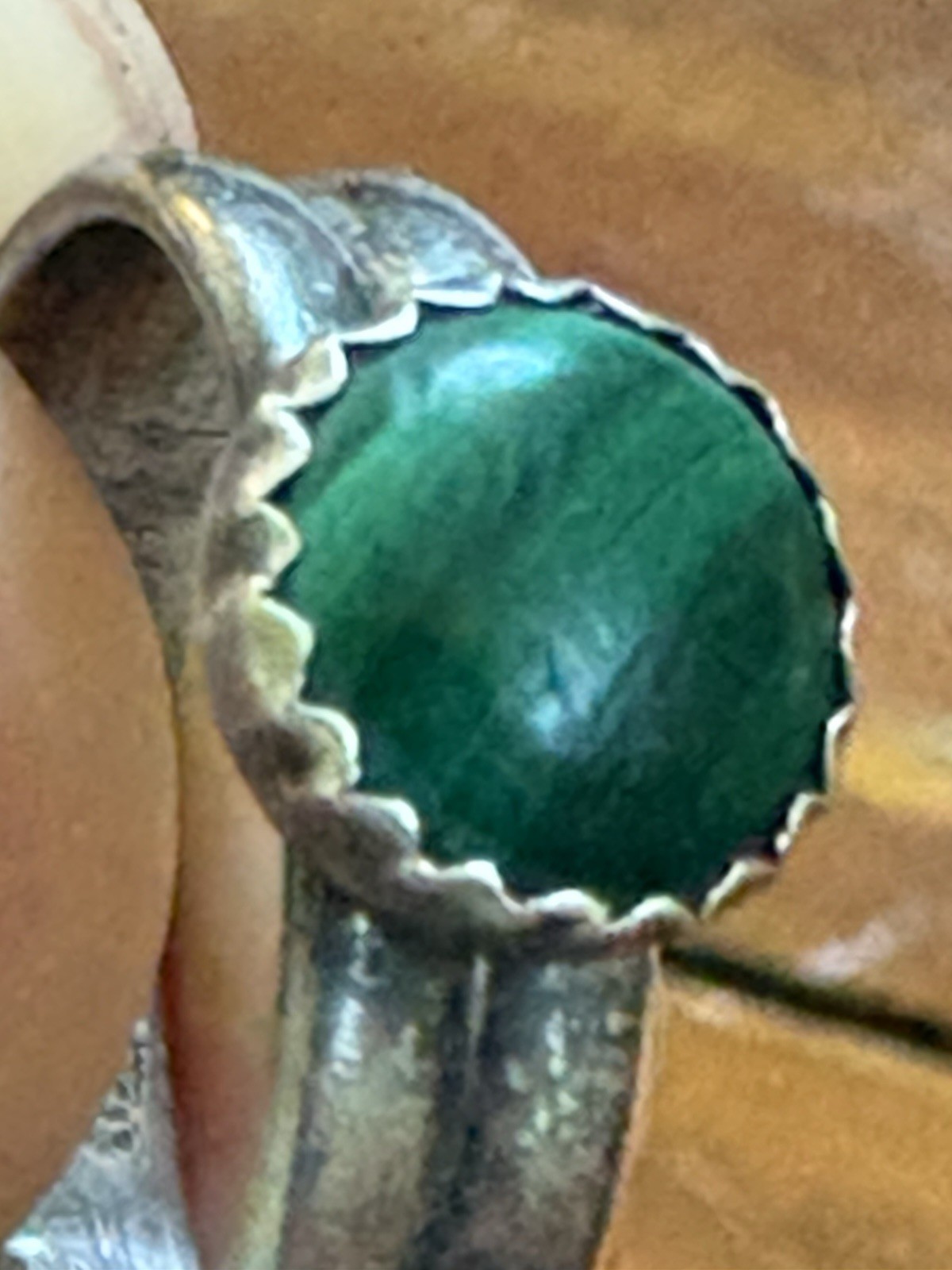 Heirloom Vintage Sterling Silver and Natural Banded Malachite SW Split-Shank 6.5