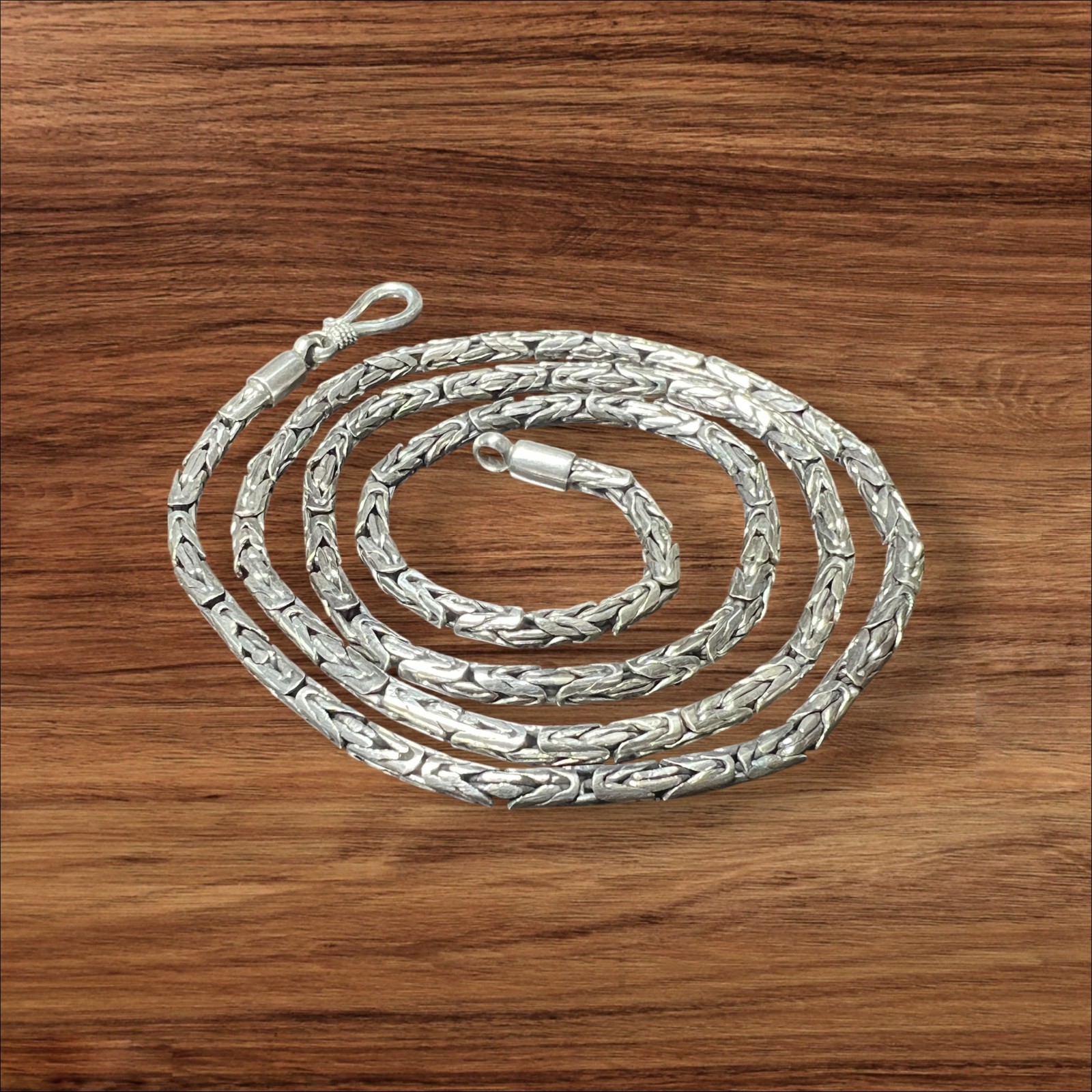 Necklace Byzantine 22 in Sterling Silver 925 Bali Style 2.5 mm with Hook Clasp.