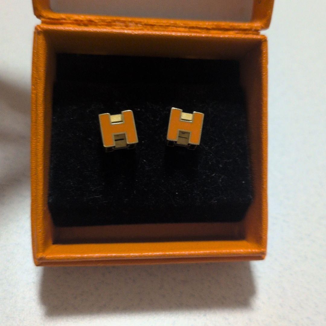 HERMES Cage d’H Cube Earrings Orange Gold Lacquer H Logo Studs Mint w/ Box Auth