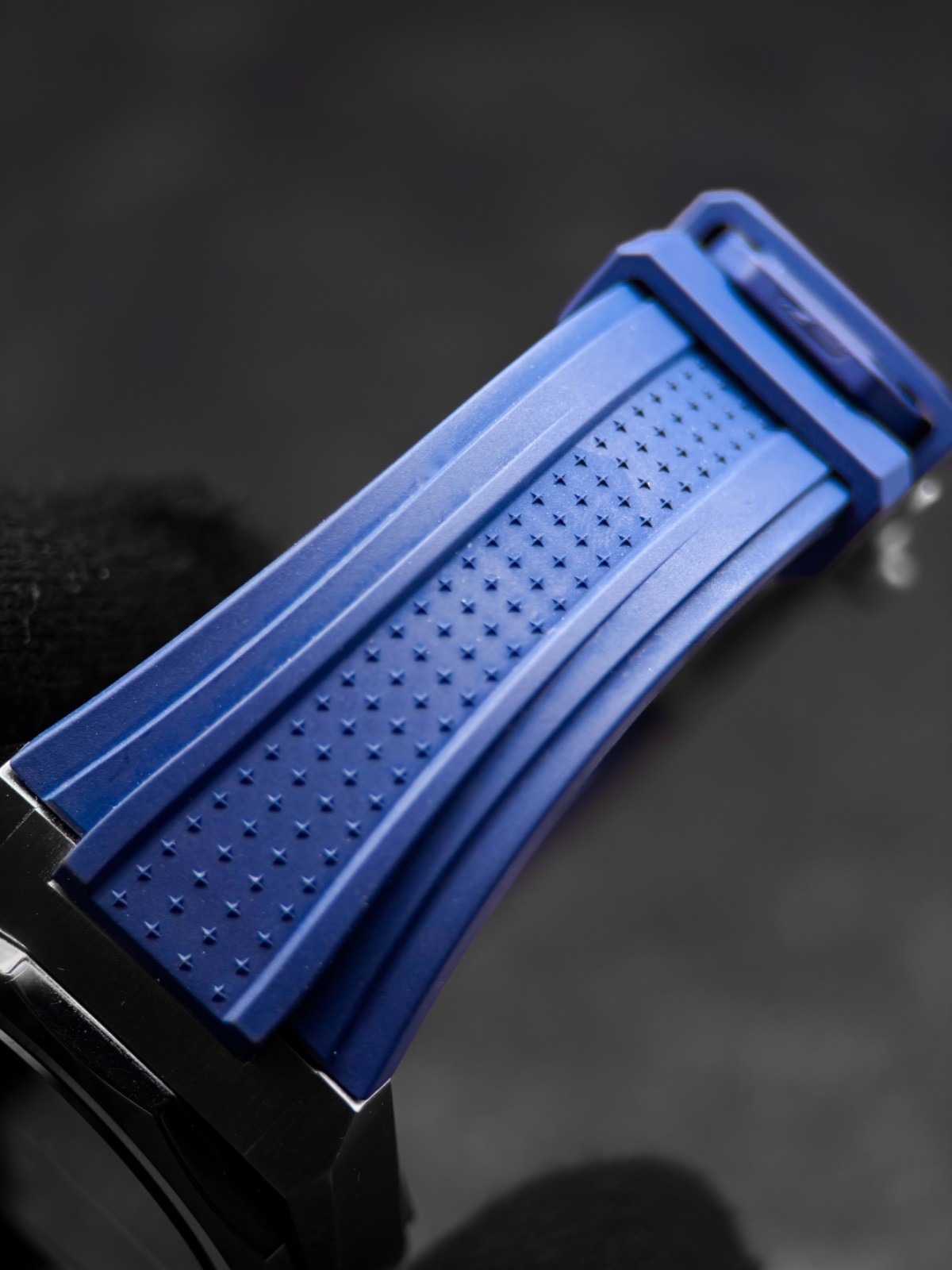 Zenith Defy Blue Men’s Watch Bracelet & Blue Strap B&P – 03.9300.3620/51.I001