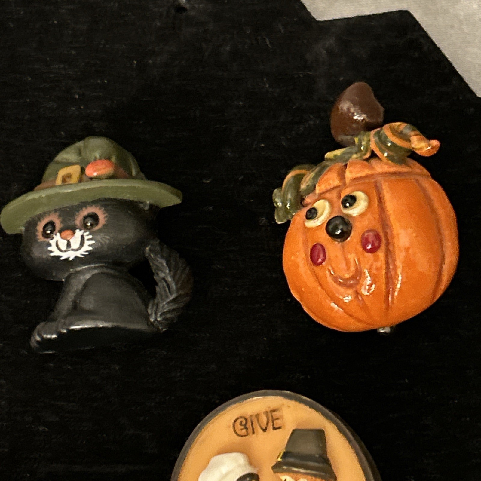 HALLOWEEN JEWELRY LOT Lapel Pins