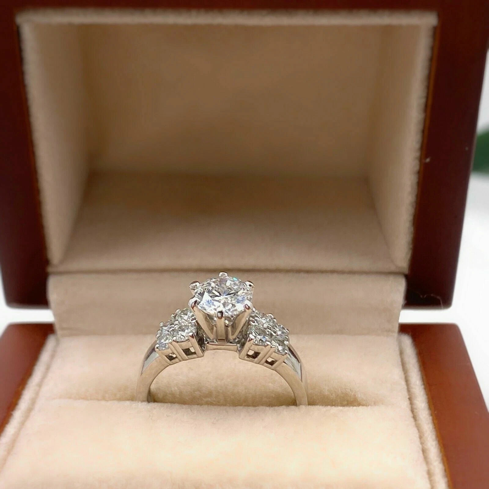 Vintage Style Engagement Ring 925 Sterling Silver 1.5 Ct Round Simulated Diamond