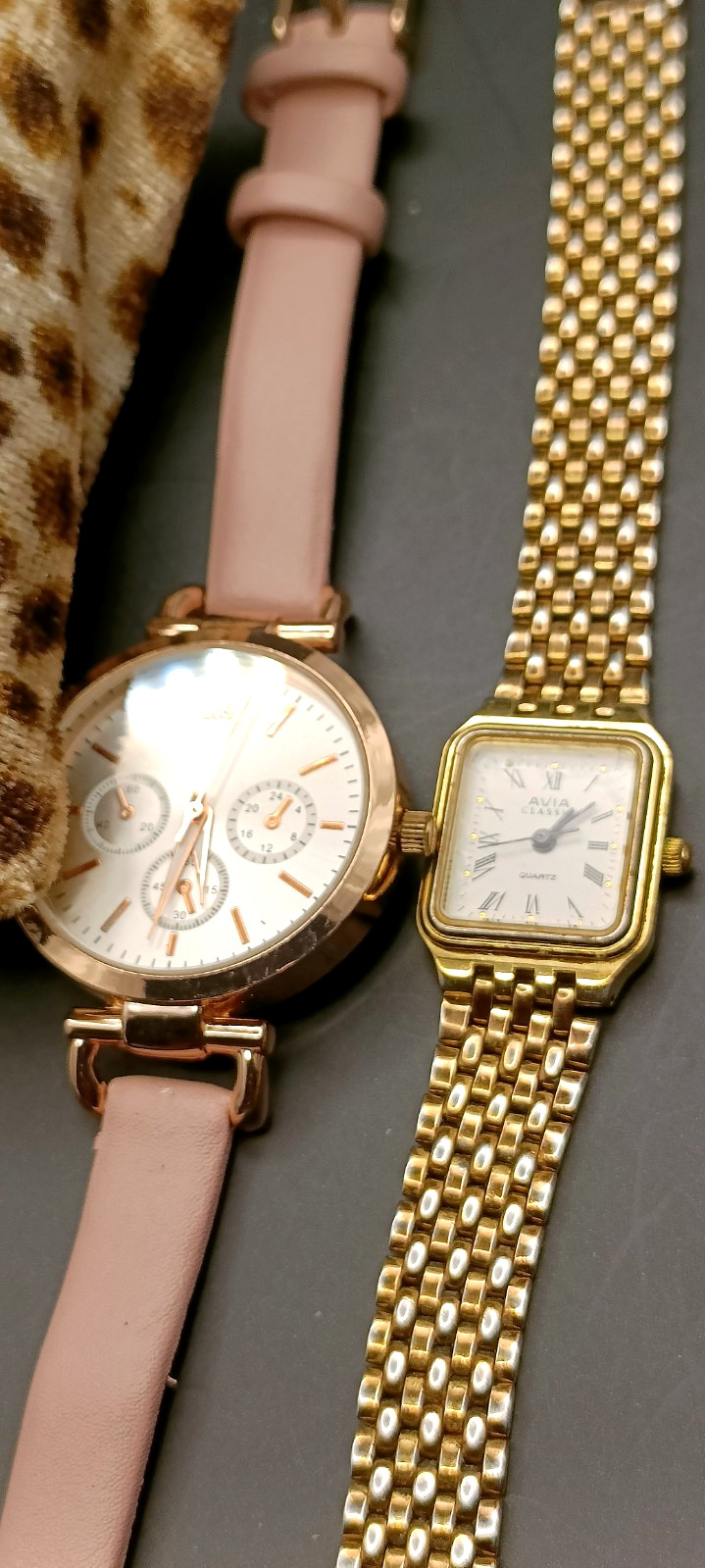 Job Lot Bundle of 5x Ladies Gold Tone Quartz Watches Inc AVIA UNTESTED LOT F