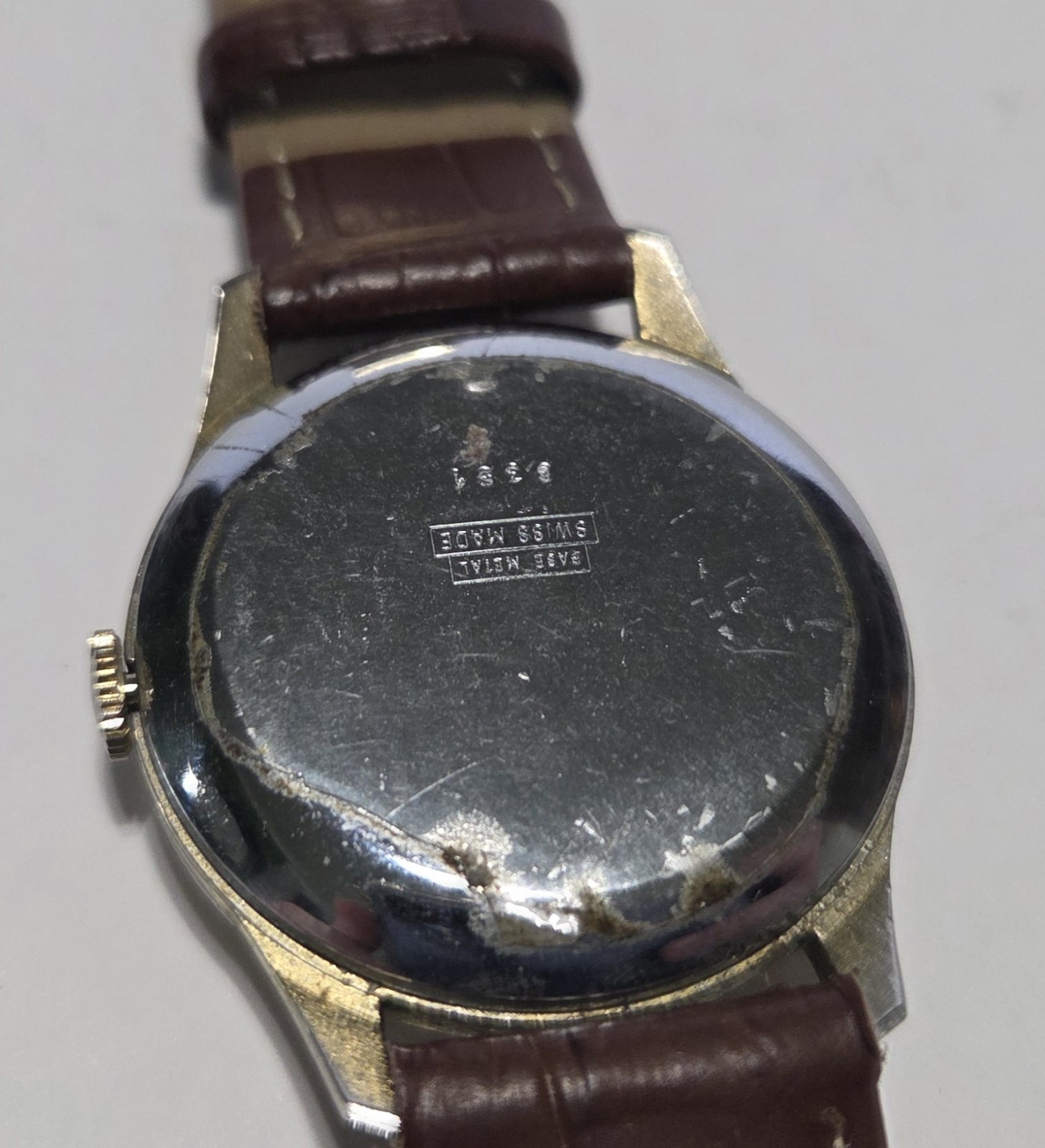 Vintage mid-century retro ROSS Swiss made 17J gents watch gold tone brown strap