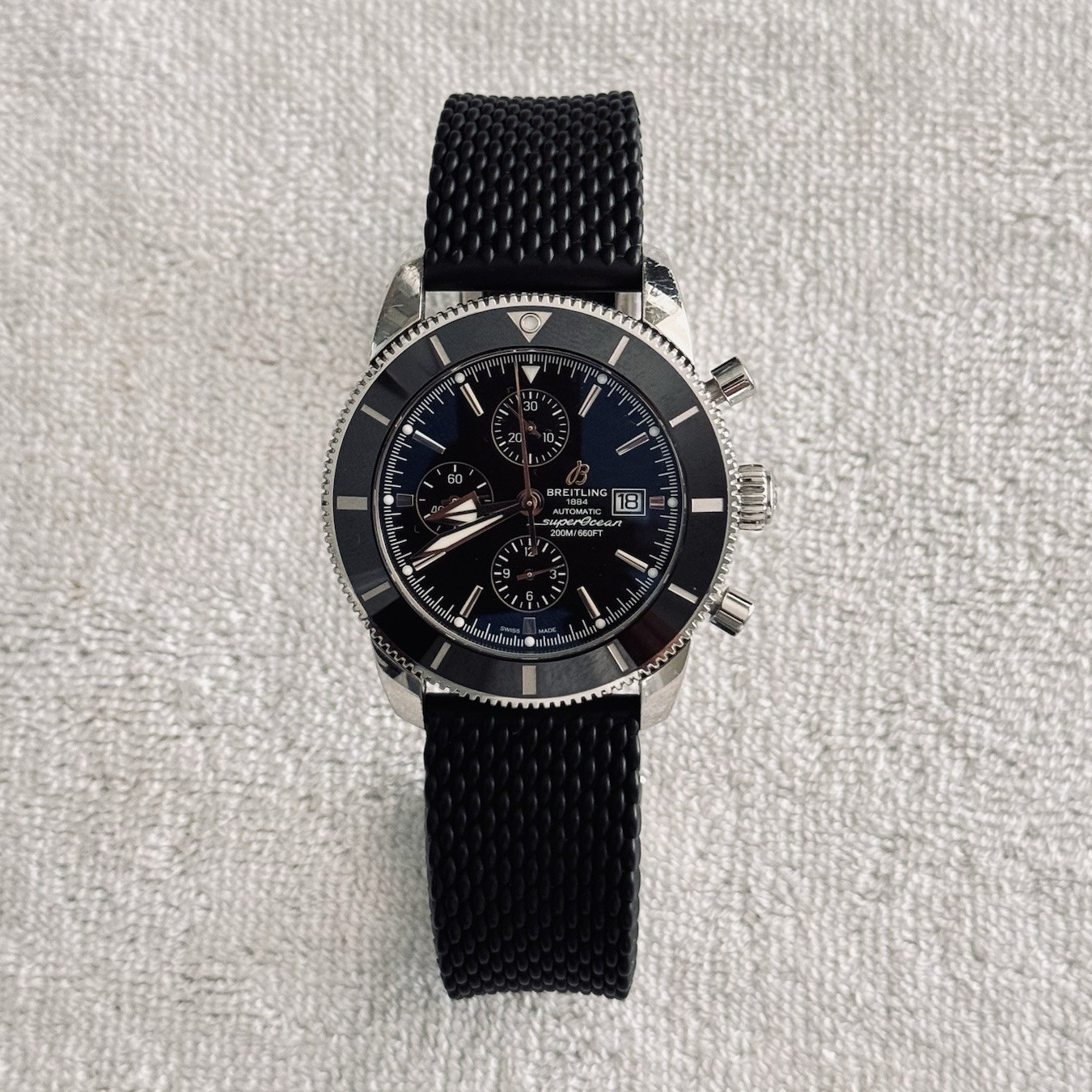 Breitling Superocean Heritage II Chronograph 46 Black Dial Rubber Strap Box