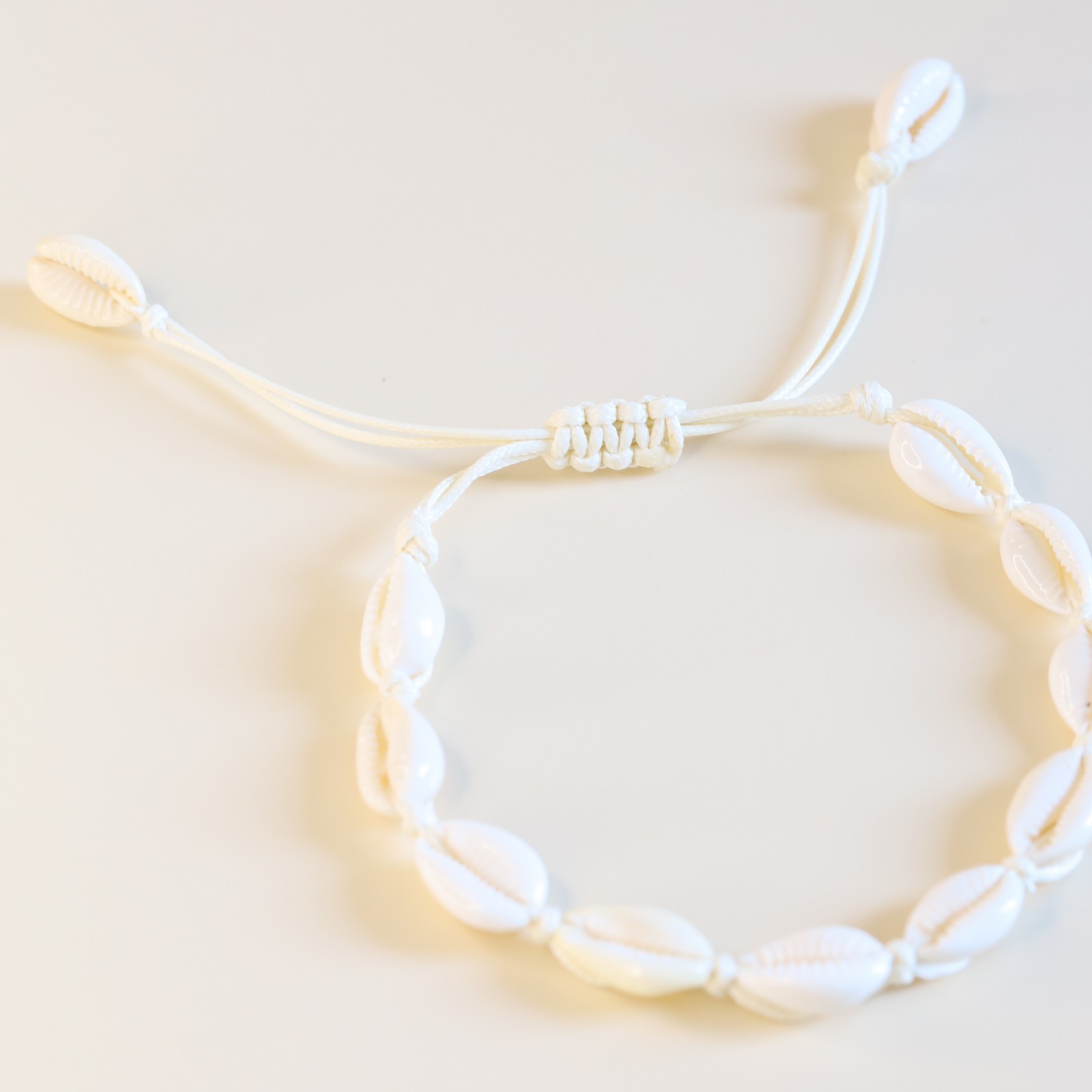 Cowrie Shell Anklet Adjustable Beach Bracelet Natural Seashell Cotton Cord Boho