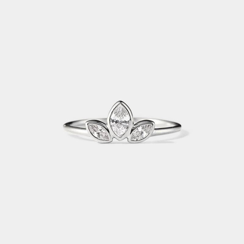 Dainty Three Leaf Trefoil Stacking Thin Ring in 925 Sterling Silver